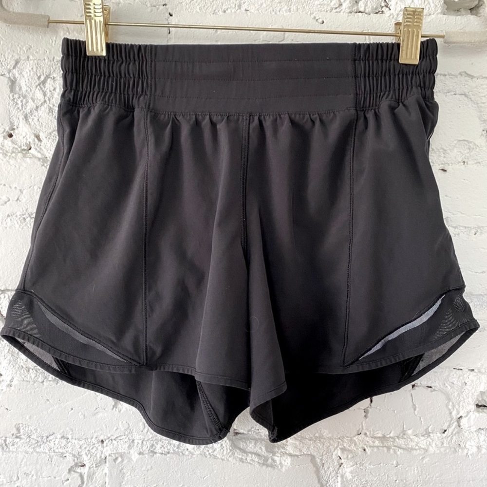 lululemon hotty hot shorts high rise 4”
